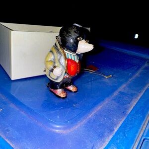 Home collectible pewter, enamel, trinket figurine hidden compartment box